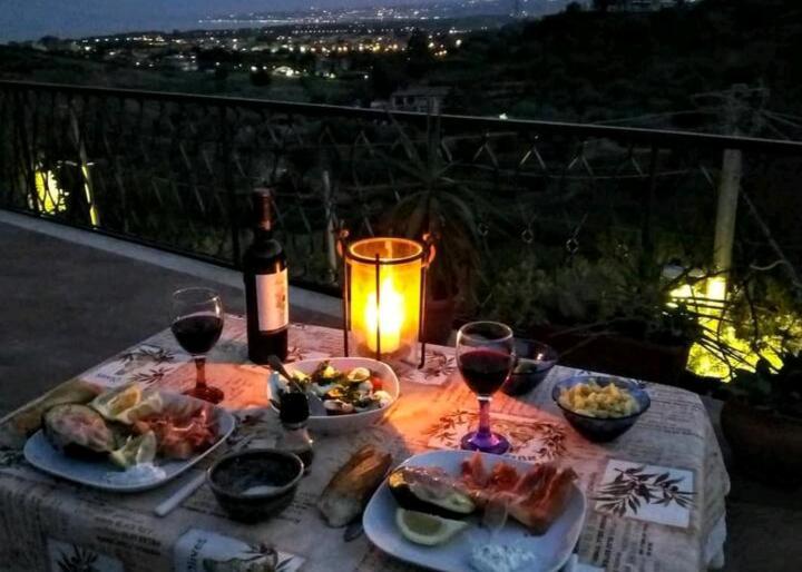 Flat With Panoramic Terrace And Private Pool Mt5X3 Apartment Taormina Luaran gambar