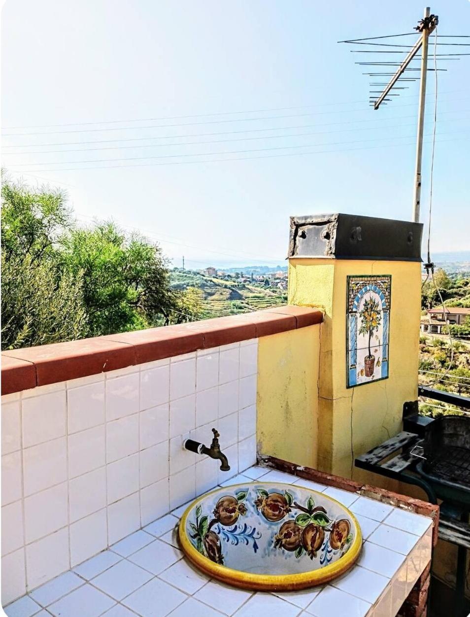 Flat With Panoramic Terrace And Private Pool Mt5X3 Apartment Taormina Luaran gambar